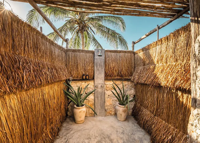 Hotel Playa Esperanza